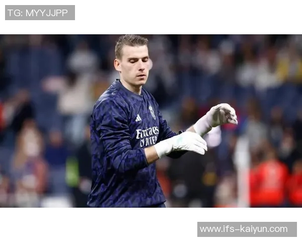 跟队：卢宁背部不适已返回训练基地，并不影响下一场皇马比赛